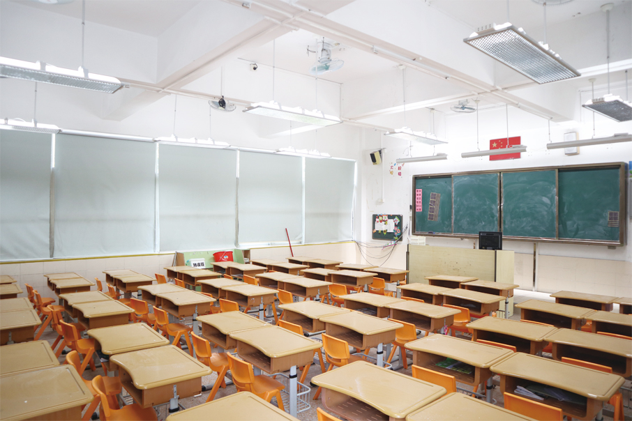 玫瑰小学.jpg 玫瑰小学.jpg